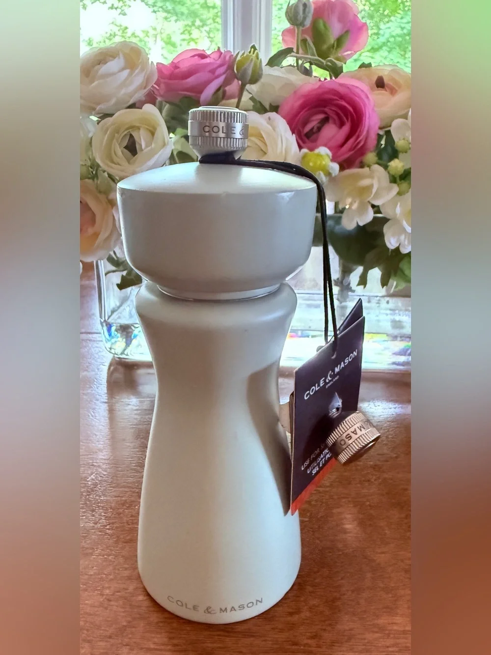 Cole & Mason Matte Light Green Pepper Grinder